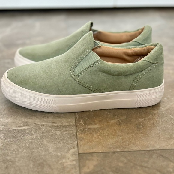 Green Sneakers - Picture 2 of 4